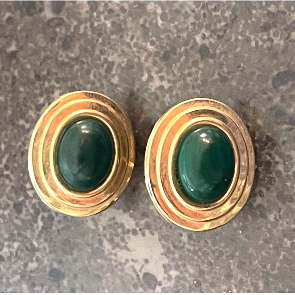 Vintage 14K Gold Green Onyx Cabochon Stud Earrings Oval Halo Estate Classic